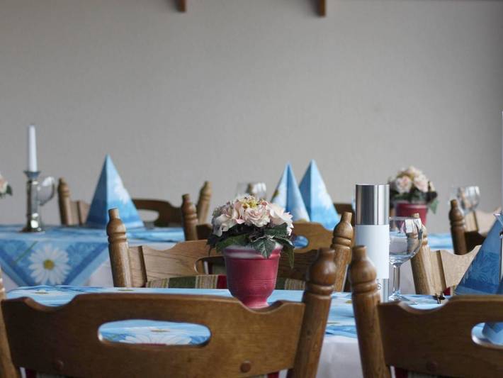 Gîte pour 3 personnes, avec jardin ainsi que sauna et jacuzzi dans Gemund - 2