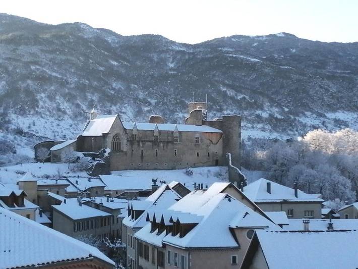 Gîte pour 4 personnes, avec vue et terrasse, animaux acceptés à Tallard - 4