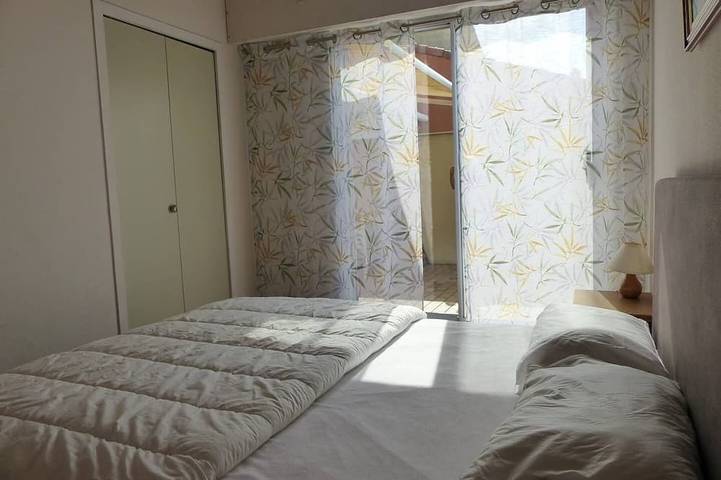 Gîte pour 4 personnes, avec Terrasse dans Plage Notre-Dame - 3