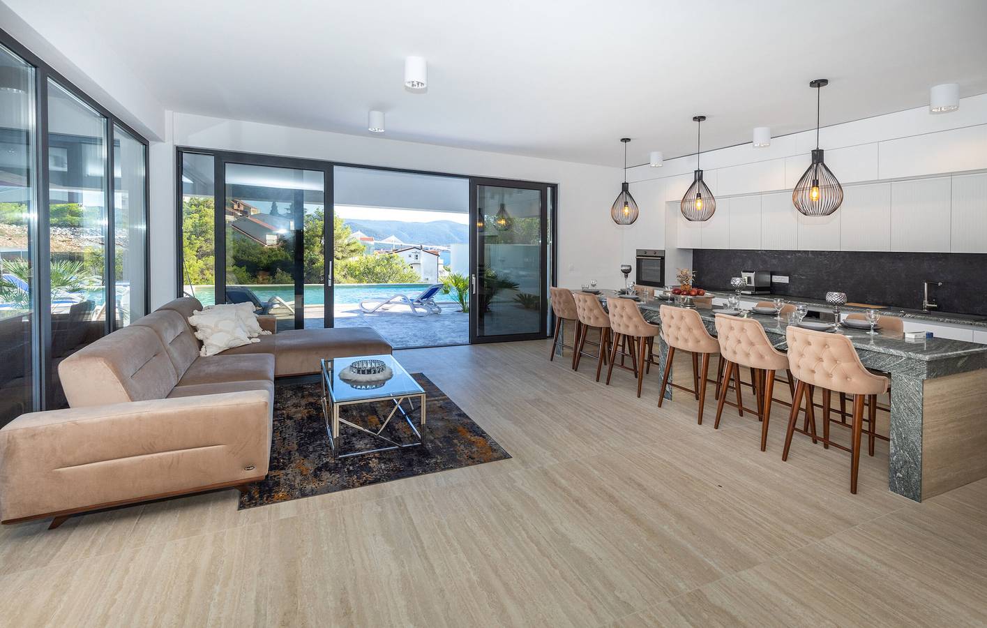 Villa Delux View in Komarna, Dubrovnik-Neretva
