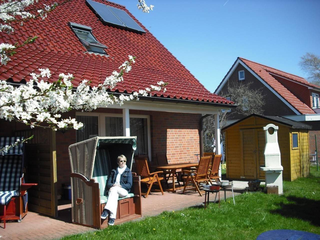 Haushälfte Lütt Holland in Büsum in Büsum, Nordseeküste