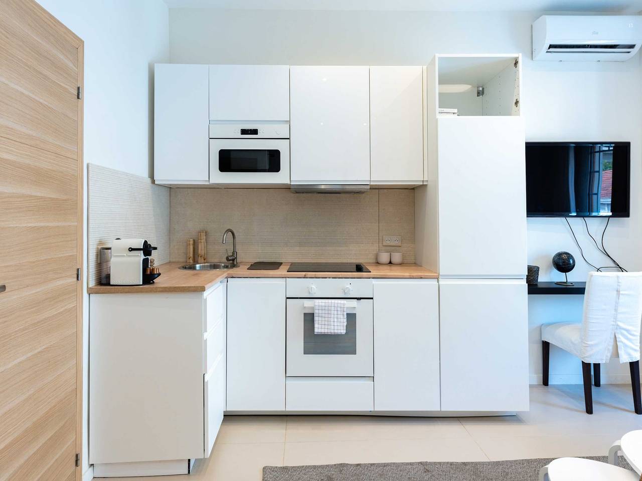Appartamento intero, Grazioso appartamento Juan-Les-Pins - 300m Spiaggia in Juan-les-Pins, Antibes