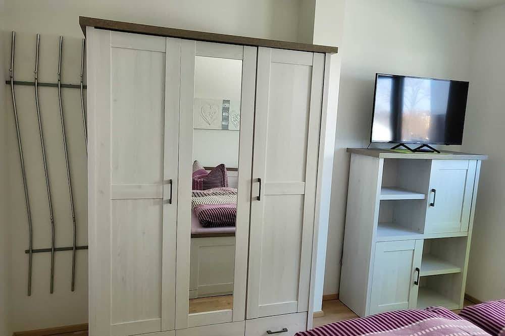 Ganze Wohnung, Moderne barierefreie Fw mit Gartenzugang und Terasse in Plauen, Chemnitz und Umgebung