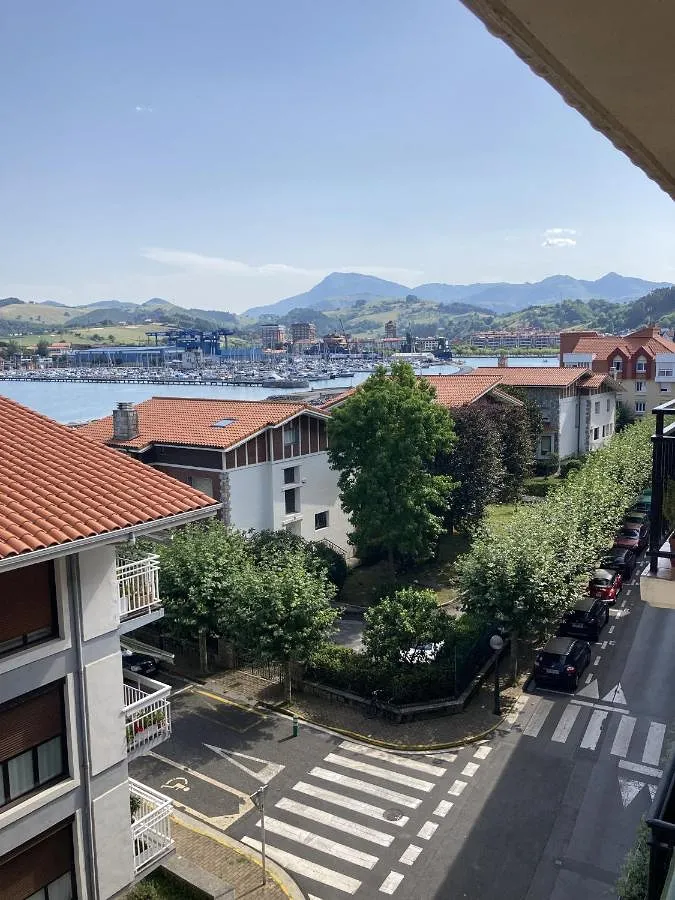 Holiday apartment for 5 people, with balcony and lake view as well as view - 1