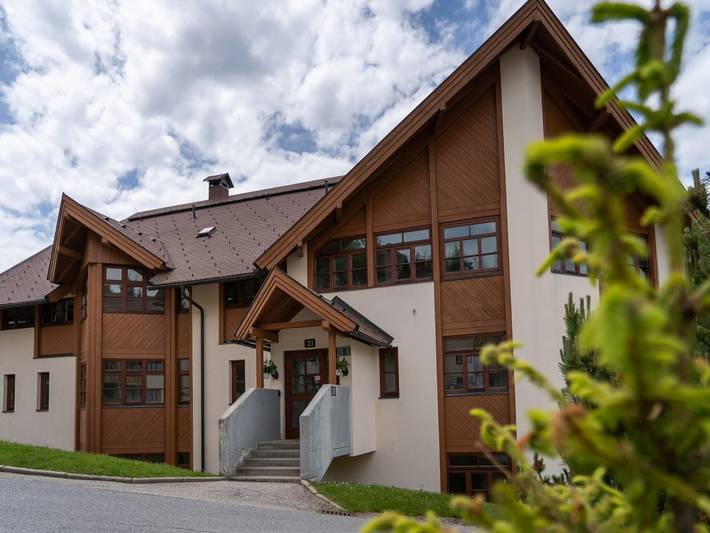 Ferienwohnung für 4 Personen, mit Balkon und Ausblick in Treffen am Ossiacher See