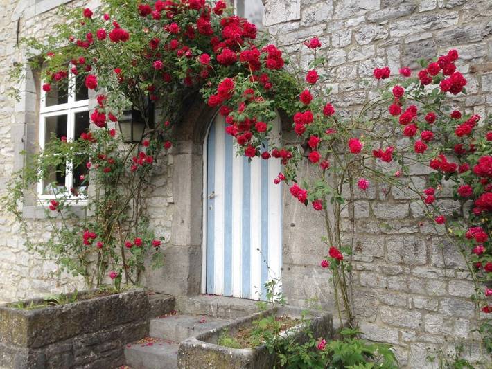Location de vacances pour 10 personnes, avec vue et jardin dans Humain - 2