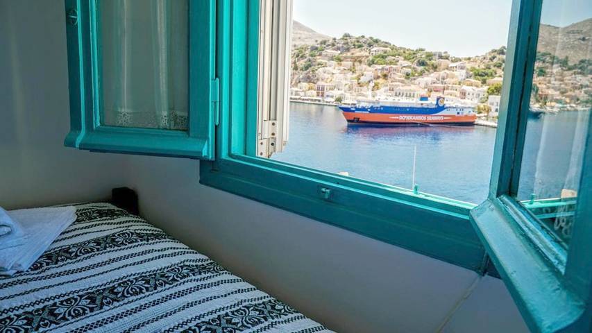 Location de vacances pour 4 personnes, avec vue et terrasse dans Symi - 3