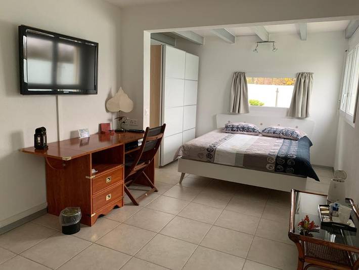 Chambre d’hôte pour 4 personnes, avec vue ainsi que jardin et terrasse dans Canton de Neuchâtel - 2