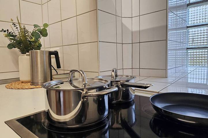Ganze Wohnung, Schönes Single Apartment I 3min City I P I Waschmaschine I 100m Supermarkt in Ibbenbüren, Kreis Steinfurt