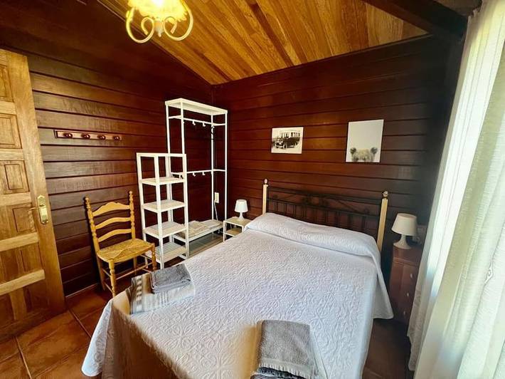 Casa rural para 6 personas, con Balcón y Terraza además de Jardín y Vistas en Gúdar-Javalambre - 4