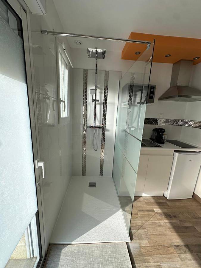 Gîte pour 2 personnes, avec jacuzzi à Changé - 2