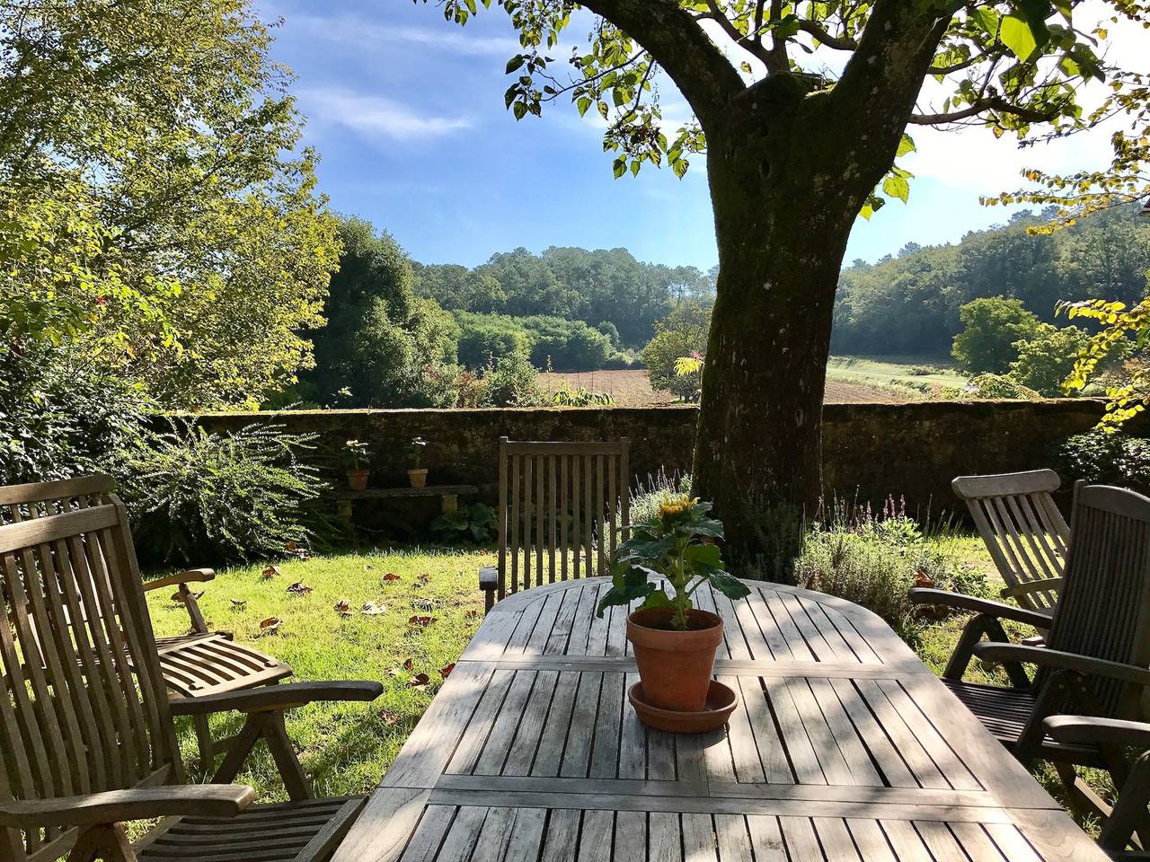Gîte pour 8 personnes avec piscine in Veyrignac, Quercy