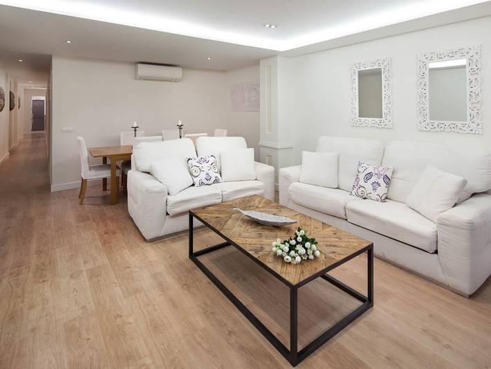 Entire holiday apartment, Inmálaga Apartments Victoria in Málaga Central District, Malaga