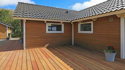 Ferienhaus für 6 Personen, mit Sauna und Terrasse sowie Whirlpool, mit Haustier in Kærgården