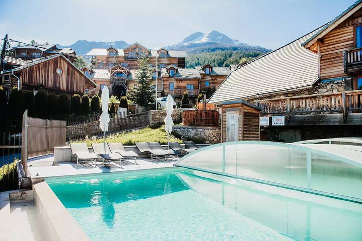 Location de vacances pour 3 personnes, avec Piscine et Sauna dans Hautes-Alpe