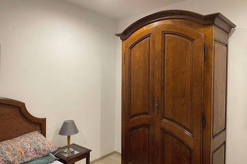 Location de vacances pour 2 personnes, avec jardin à Saint-Nom-la-Bretèche