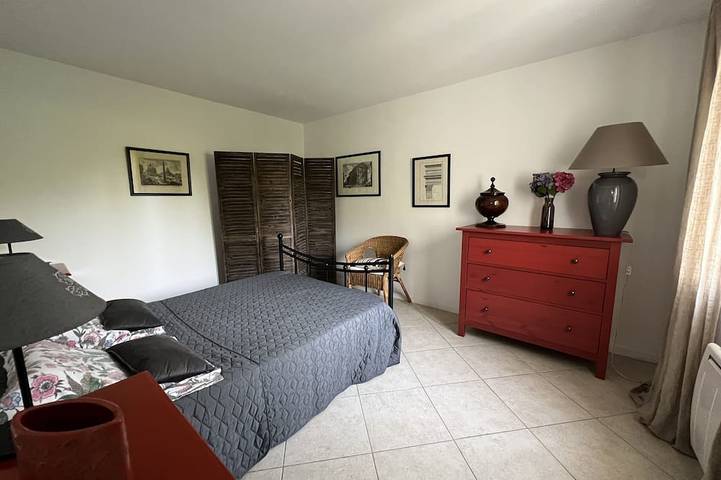Location de vacances pour 4 personnes, avec terrasse et jardin à Bollène - 2