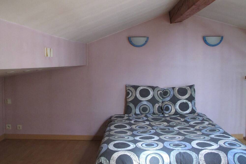 Maison au pied du Parc Régional du Vercors, Wifi, Climatisation, Animaux accepté in Saint-Laurent-en-Royans, Région de Valence