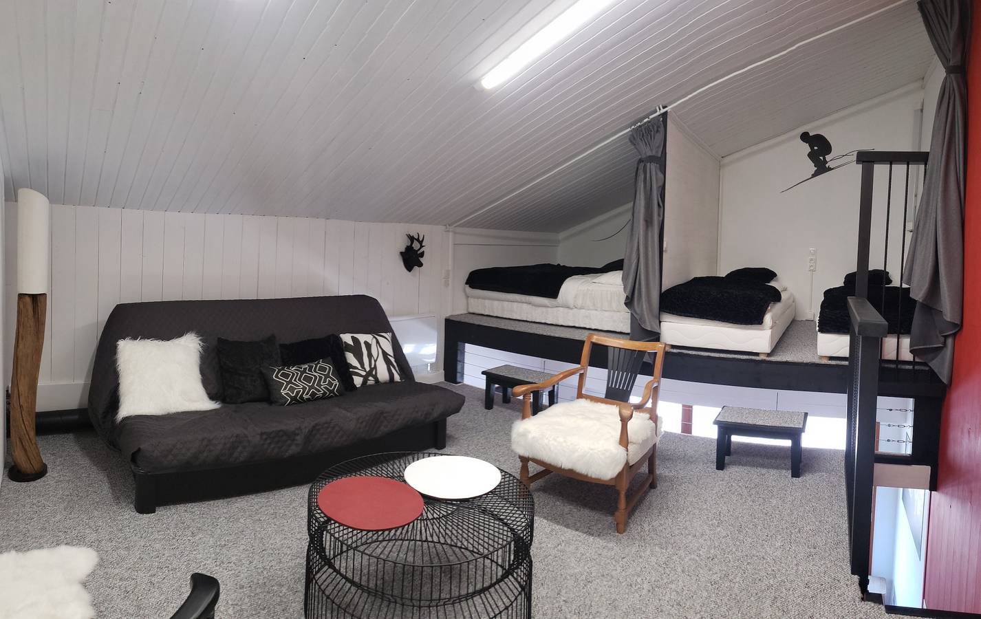 Appartement entier, Appartement "Vue Magnifique" avec vue sur les montagnes, Wi-Fi et climatisation in Station de Morillon, Grand Massif