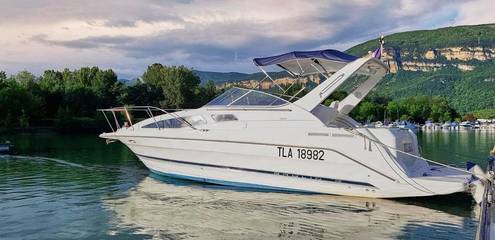 Bateau pour 4 personnes, avec jacuzzi et terrasse dans Montalieu-Vercieu