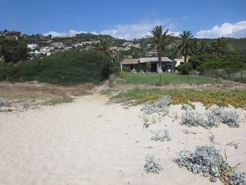 Ferienwohnung für 4 Personen, mit Garten in Costa Rei