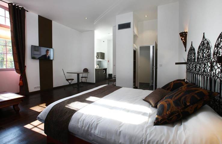 Hôtel pour 2 personnes, avec jardin ainsi que vue et sauna à Dax - 2