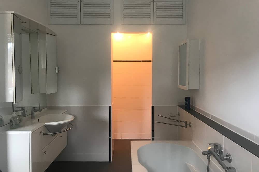 Ganze Wohnung, 2-Zimmer-Wohnung bei Berlin, 72 qm in Velten, Ruppiner Seenland