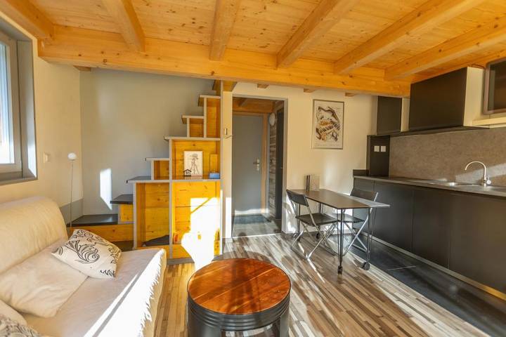 Location de vacances pour 2 personnes, avec jacuzzi ainsi que sauna et jardin à Chamoson - 2
