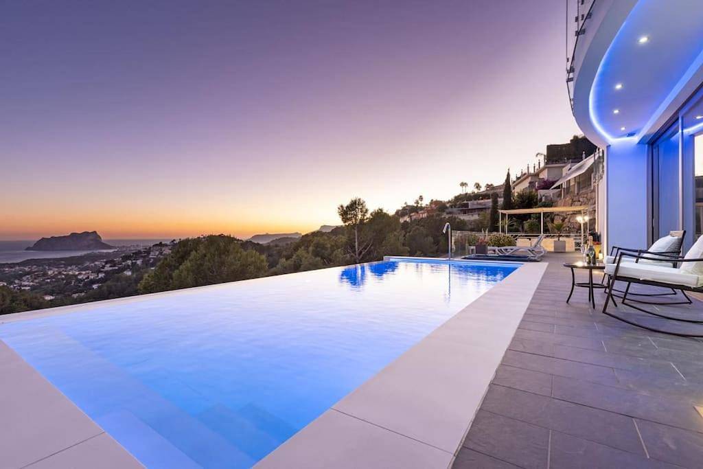 Moonlit Bb Spa Art boutique Cab in Teulada, Costa Blanca