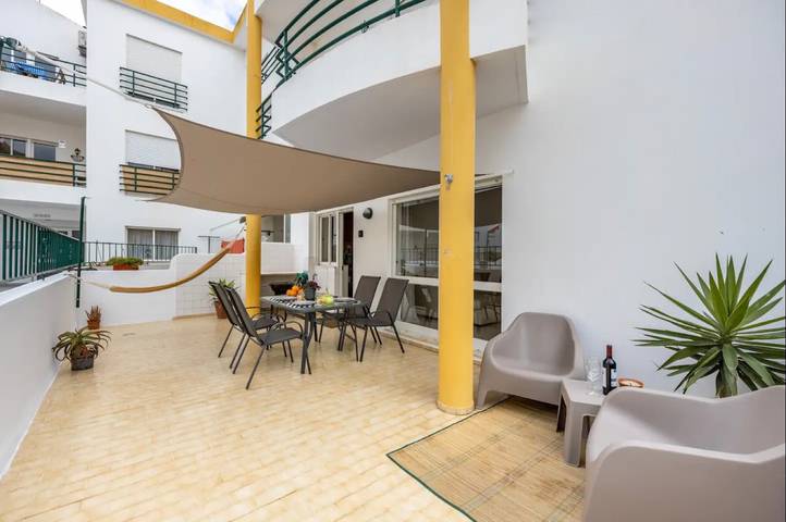 Geheel appartement, Appartement 'Casa Cláudia - Centro Histórico' met privéterras, balkon en Wifi in Santa Maria, São Gonçalo de Lagos