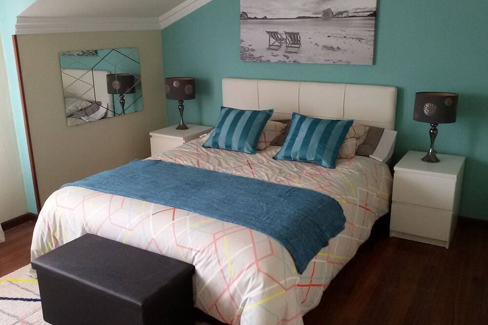 Ganze Wohnung, Wohnung mit Terrasse und Blick auf das Meer und die Berge in Sonabia in Castro-Urdiales, Kantabrische Küste