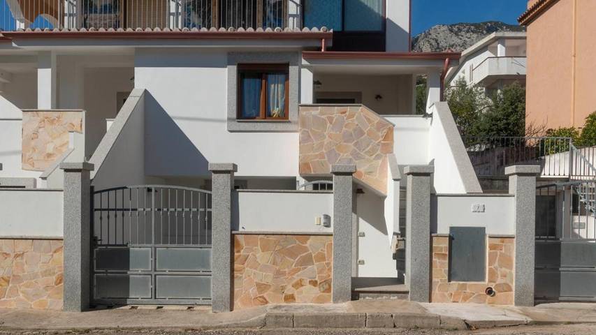 Ferienwohnung für 2 Personen, mit Terrasse in Dorgali