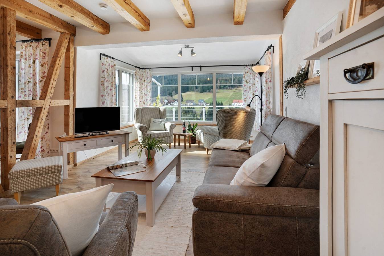 Geheel appartement, Appartement 'Ferienwohnung Rinkenberg' met privé terras en Wi-Fi in Baiersbronn, Central Black Forest