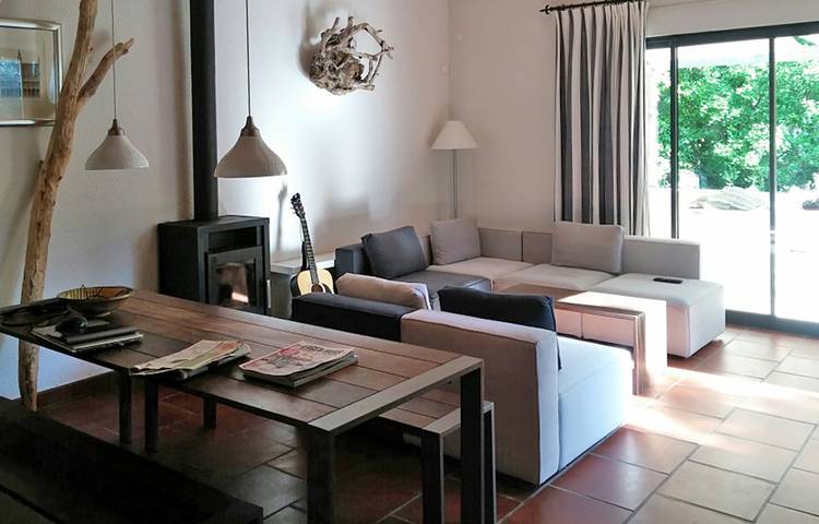 Gîte pour 6 personnes, avec piscine à Pardailhan - 3
