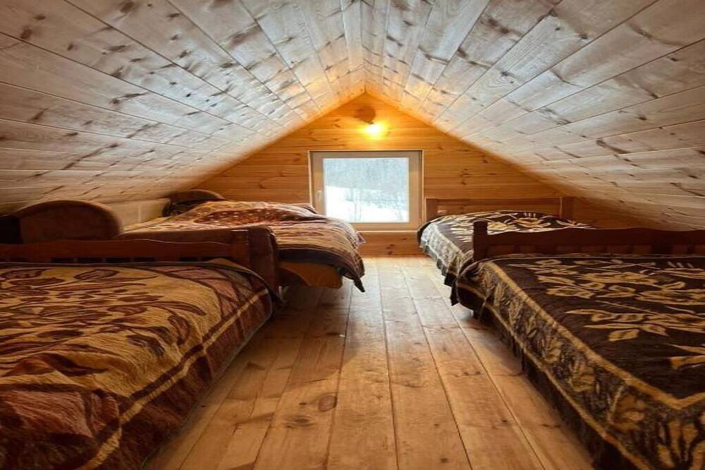 Charming bed & breakfast with Wifi in scenic Savnik Municipality in Montenegro