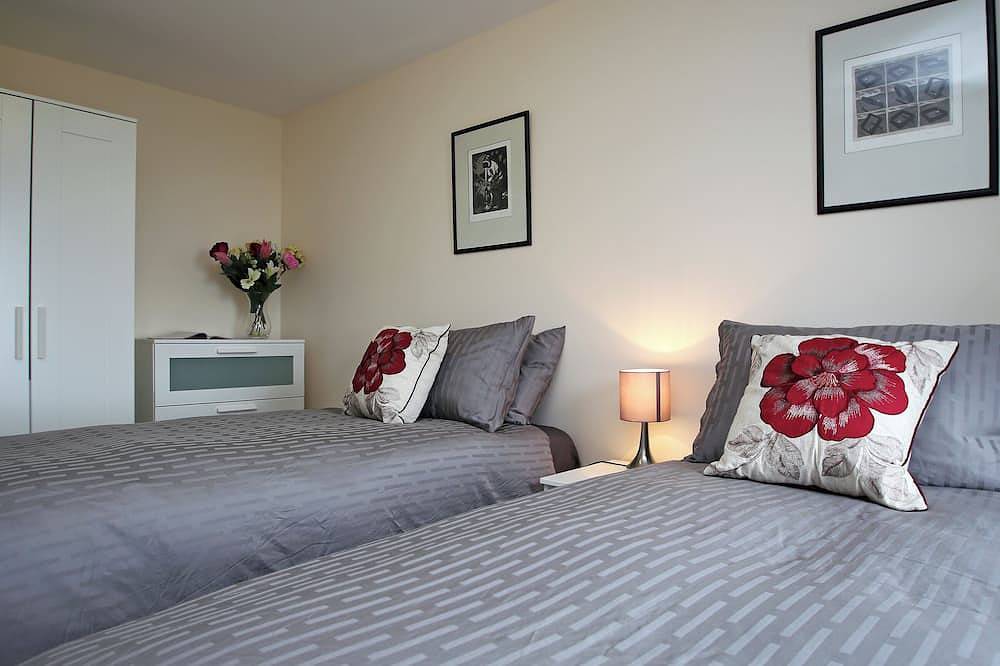 3 bedroom accommodation in Felixstowe in Felixstowe, Suffolk