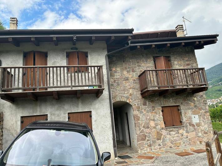 Gîte pour 4 personnes, avec balcon à Faver