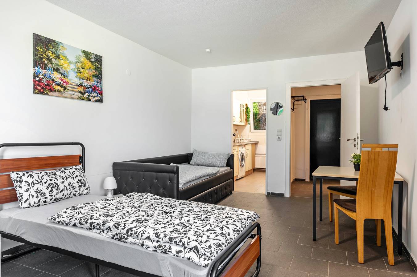 Ganze Wohnung, Ferienwohnung 'Mk Delmenhorst 4 - Kostenlos' mit Balkon und Wi-Fi in Delmenhorst, Naturpark Wildeshauser Geest