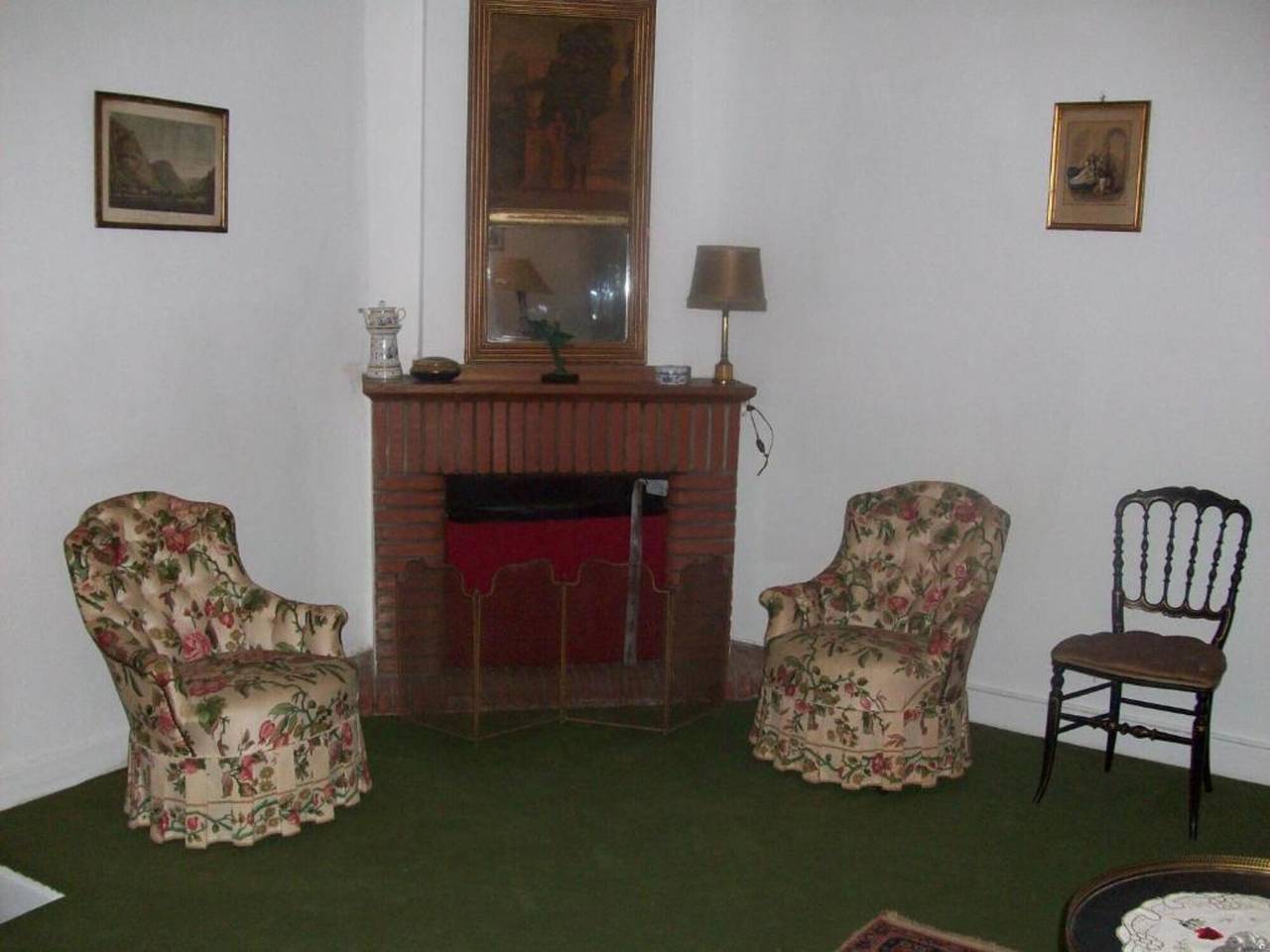 Chambre d’hôtes « Chambre Isabeau » avec piscine, jardin partagés et Wi-Fi in Carcassonne, Région de Carcassonne