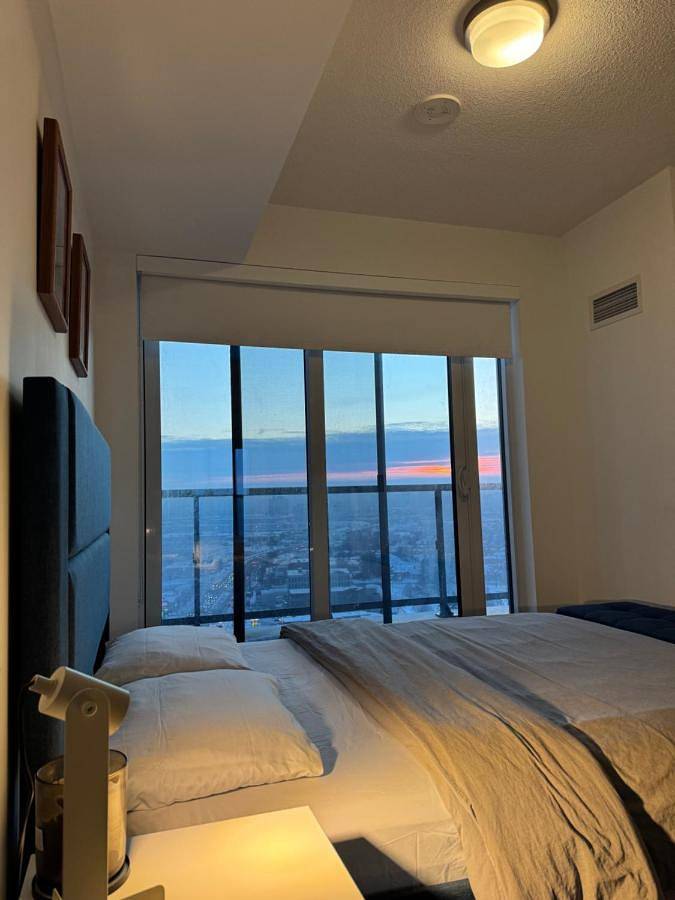 Chambre d’hôte pour 2 personnes, avec balcon à Toronto