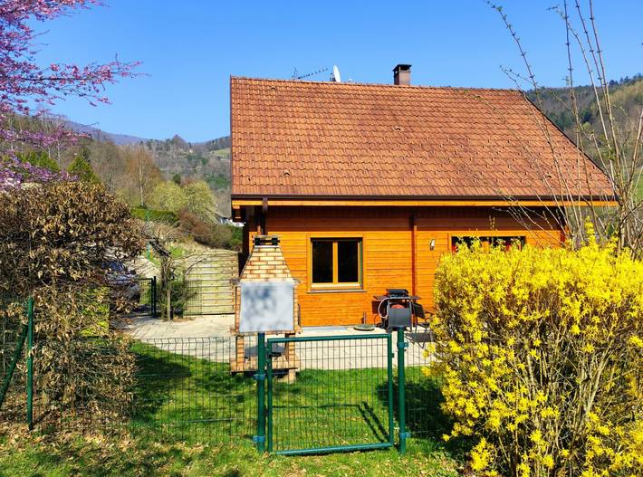 Gîte pour 8 personnes, avec jacuzzi et sauna ainsi que jardin et terrasse, animaux acceptés à Saint-Amarin - 3