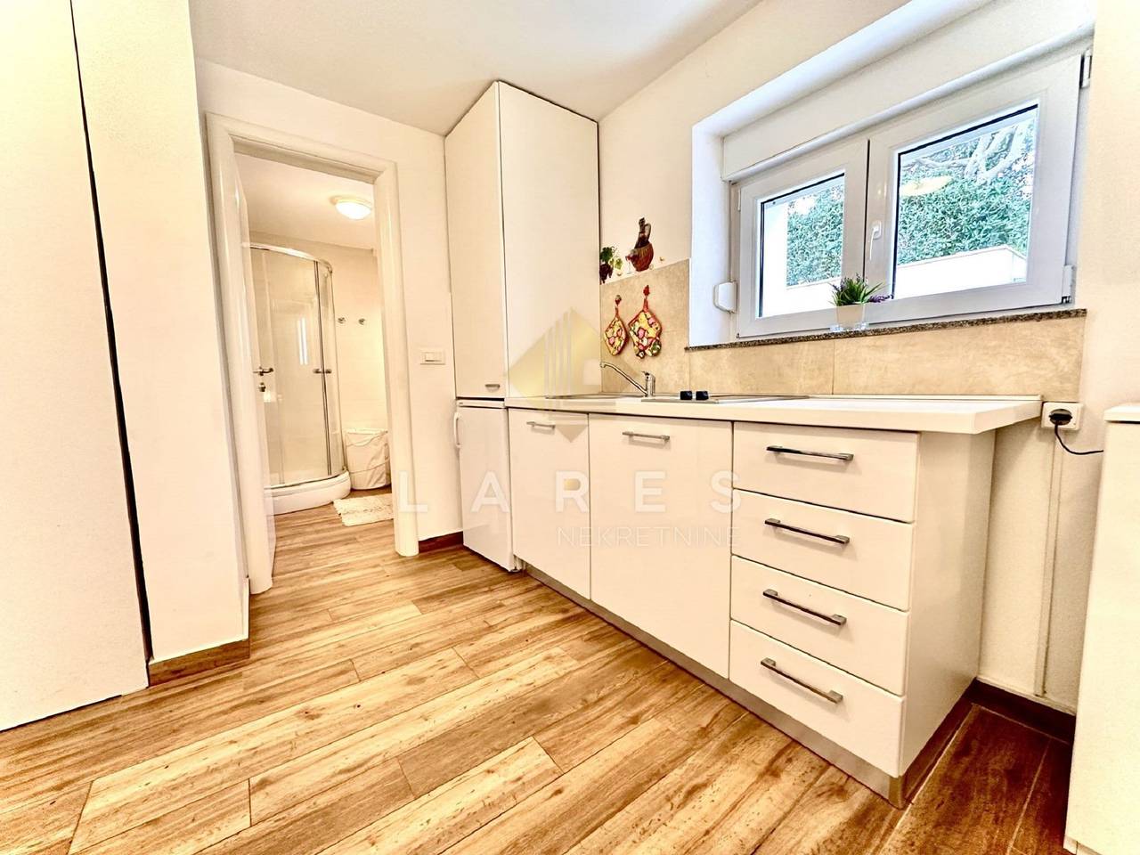 Ganze Wohnung, Apartments House Vukman - One Bedroom Apartment in Novalja, Pag