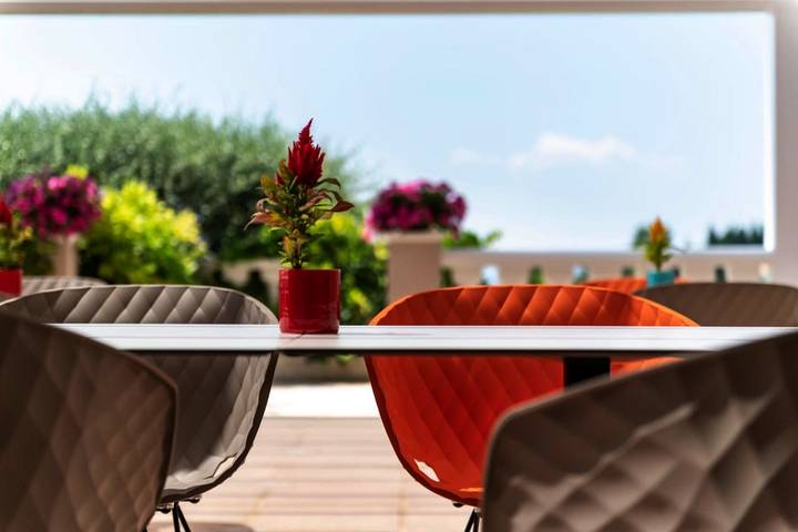 Chambre d’hôte pour 2 personnes, avec jardin ainsi que piscine et vue à Le Rouret - 3