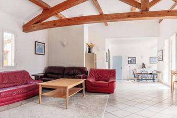Cottage pour 6 personnes, avec terrasse ainsi que jardin et jacuzzi, animaux acceptés à Beaufort (Francia)