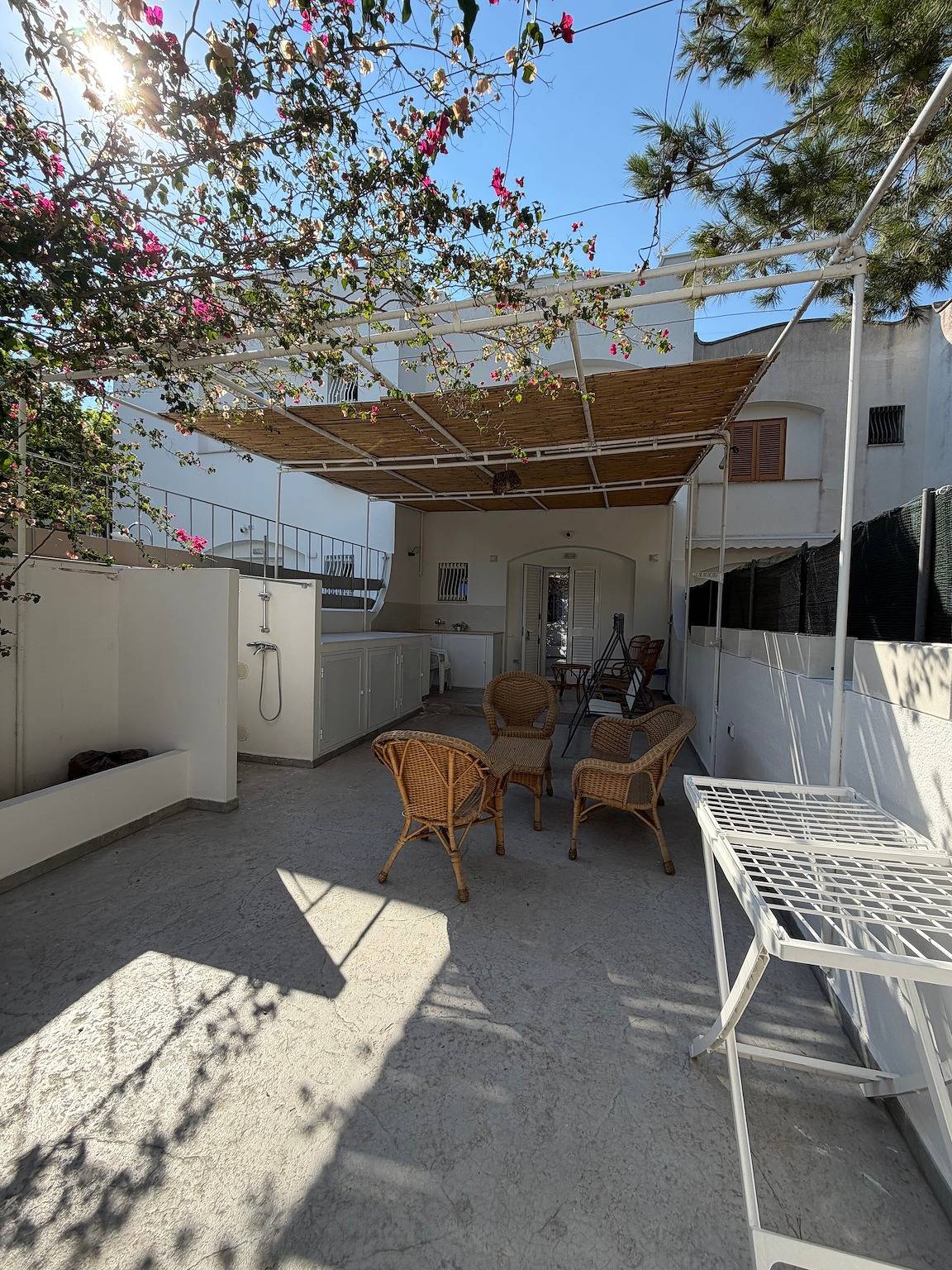 Villa „Bicos“ mit privatem Garten, Balkon und Klimaanlage in Spiaggia di Rivabella, Rivabella