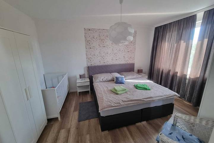 Ferienwohnung für 3 Personen in Zwenkau