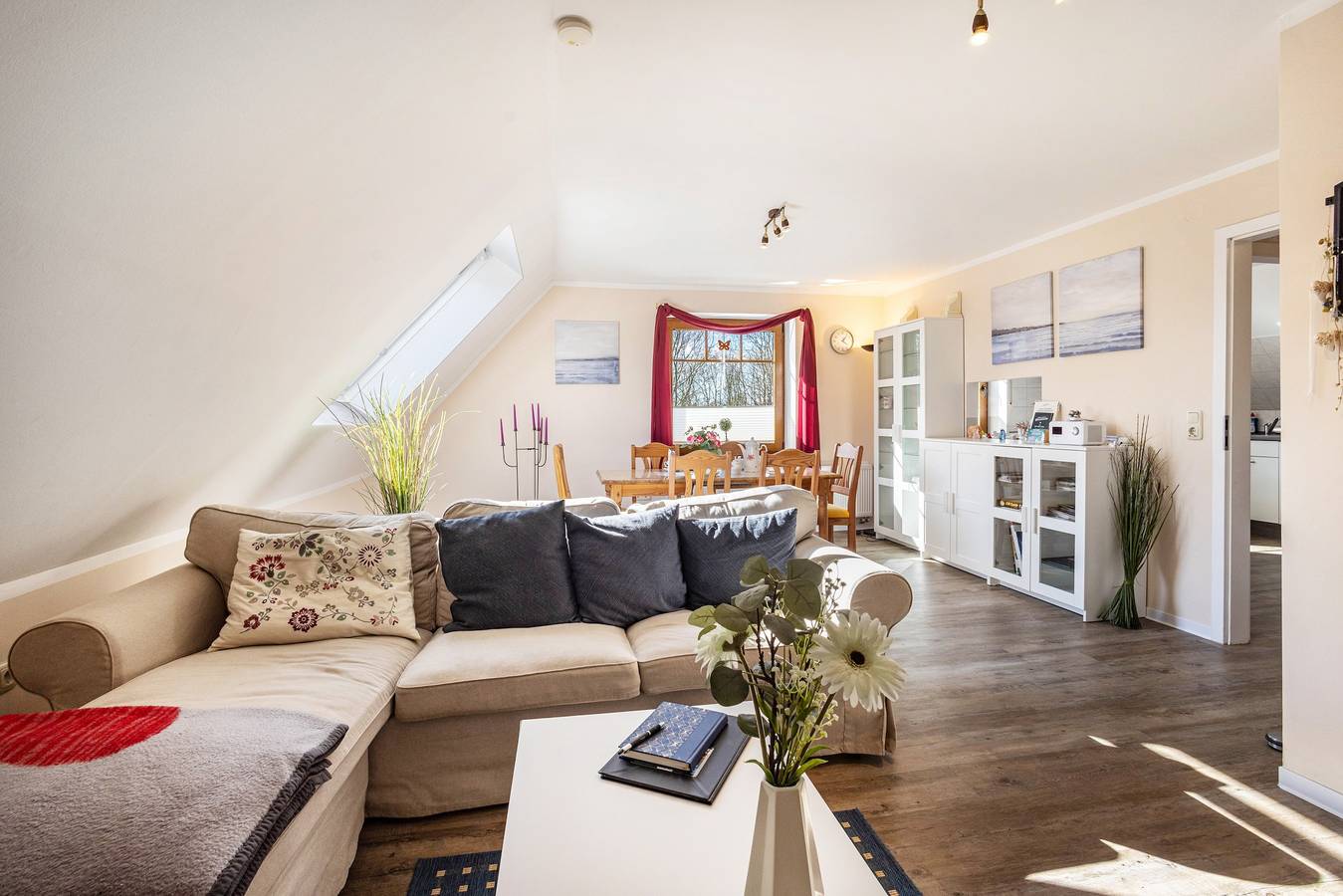 Ganze Wohnung, Ferienwohnung Lemburg" mit Gemeinschaftsterrasse, Gemeinschaftsgarten und Wi-Fi in Nindorf, Nordseeküste