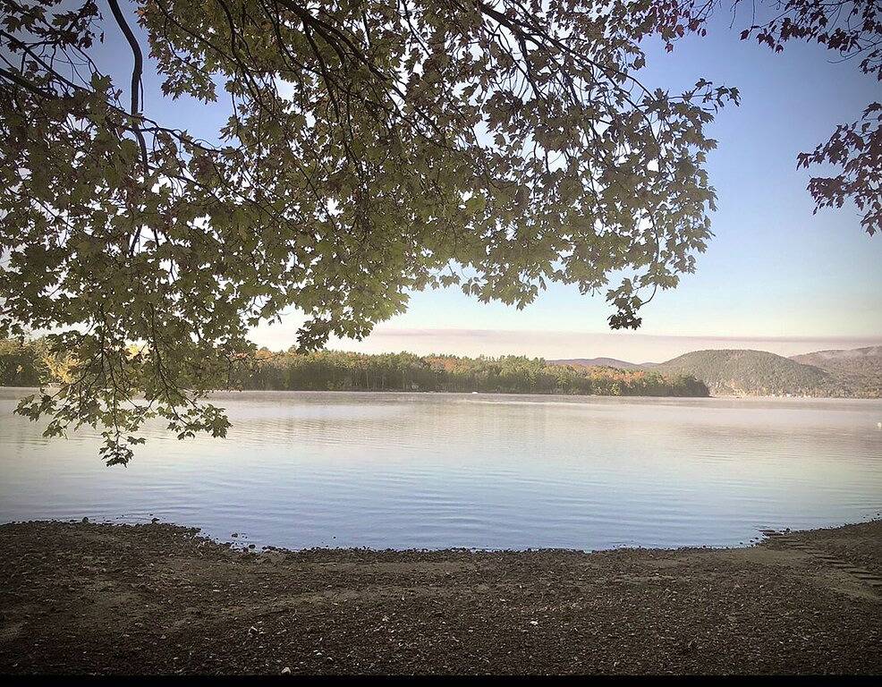 Cozy Studio Cottage with shared private beach on Newfound Lake in Bristol (NH), Newfound Lake