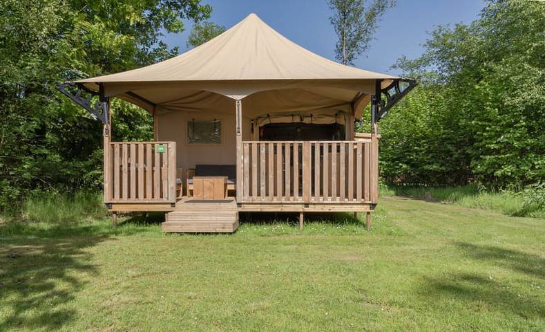 Camping für 4 Personen, mit Terrasse und Balkon/Terrasse in Drenthe - 2