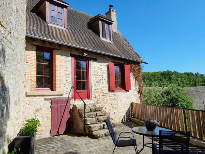 Location de vacances pour 4 personnes, avec vue et jardin à Saint-Benoît-du-Sault